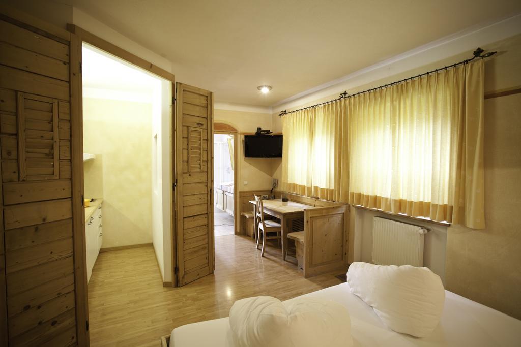 Piccolohotel Tempele Garni ซานกานดิโด ภายนอก รูปภาพ